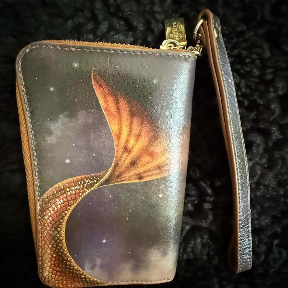 ICON Los Angeles wristlet - Picture 2 of 3